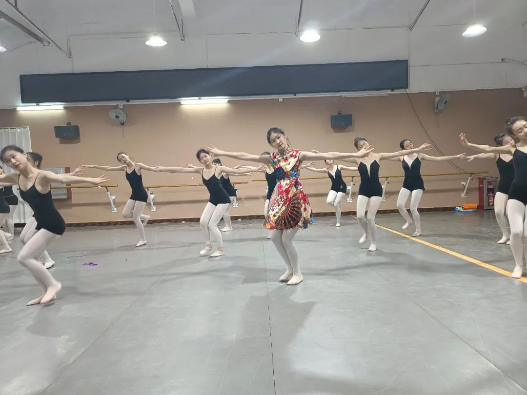 微信图片_20221215175448.jpg